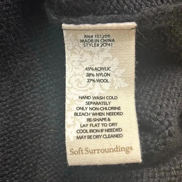 Soft Surroundings Sydney Cable Knit Wool Blend Sweater in Black Size Small - Picture 8 of 12